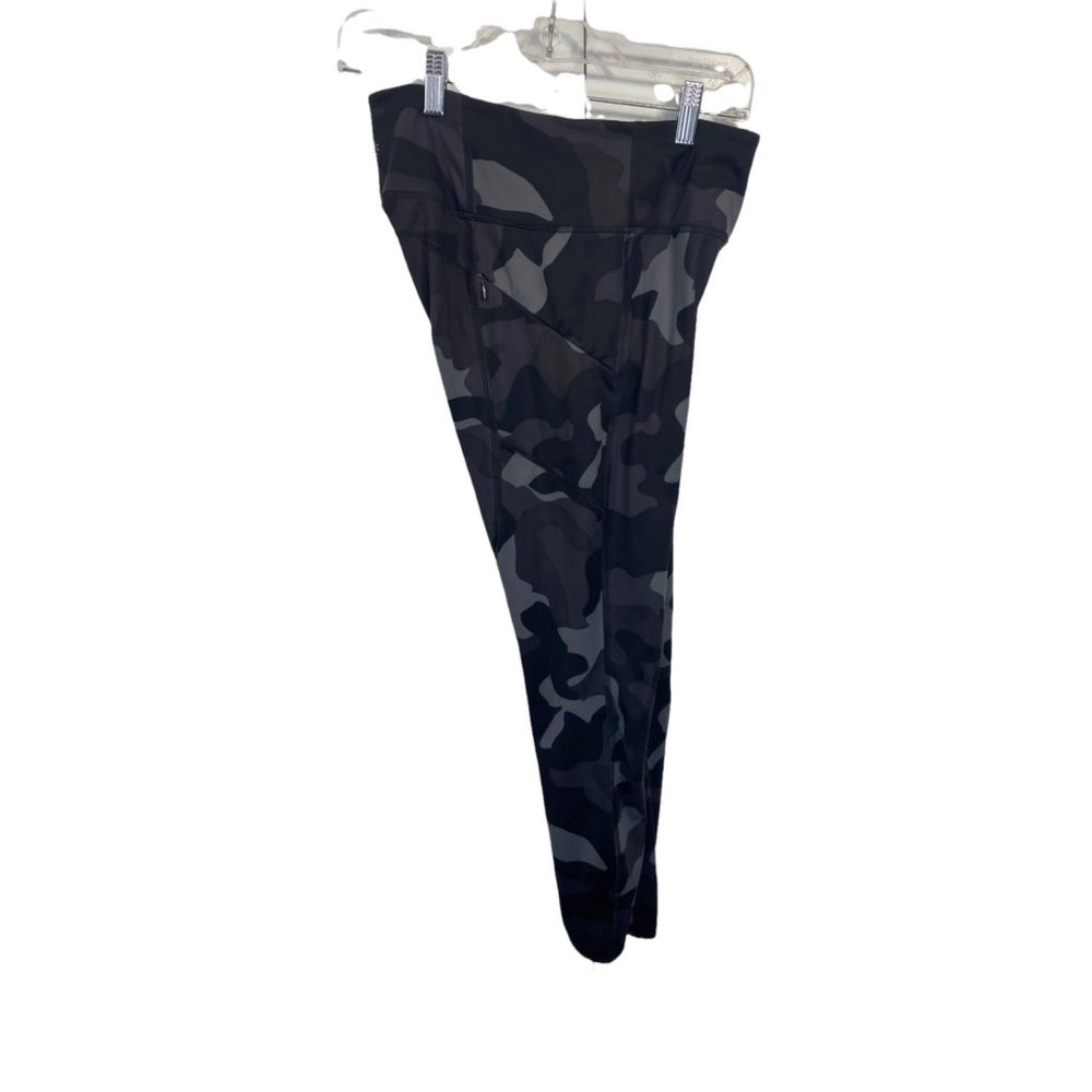 Athleta Camo Contender Leggings 7/8 Zip Pocket size S - Picture 7 of 13